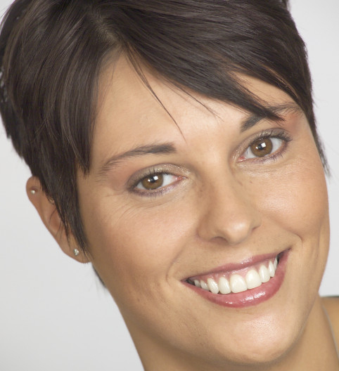 Nicola's Story - Cosmetic Dentistry